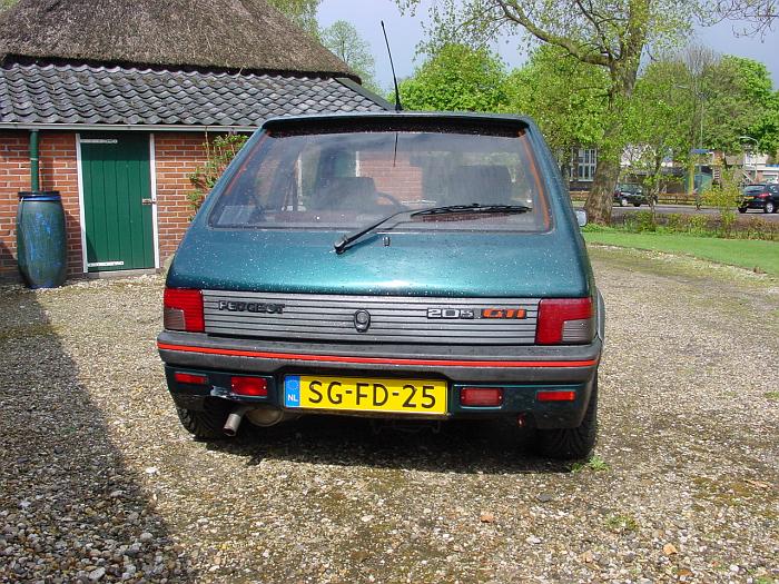 205 GTi (28)